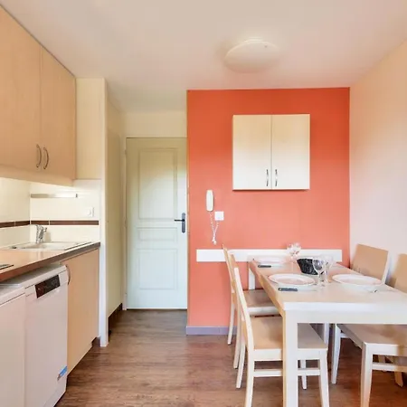 Apartment Le Village De Cap Esterel - Maeva - 2 Pieces 5 Pe 701 *